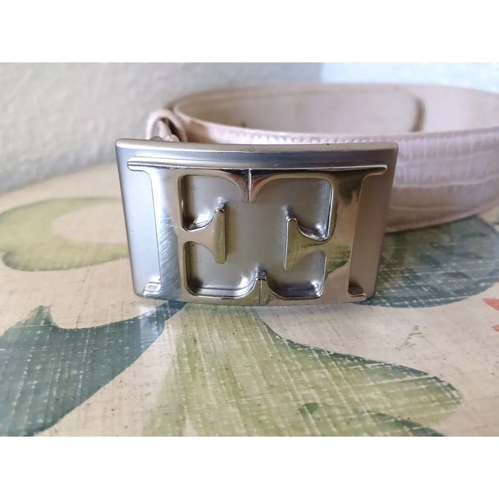 VTG ESCADA IVORY PINK HUE LEATHER SIZE 40 BELT W/ SILVER METAL E BUCKLE ITALY